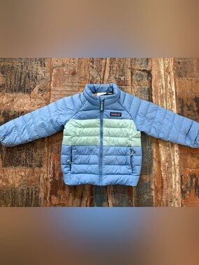 Patagonia Kids' Down Sweater™ Jacket Sky Blue with Tan Lining